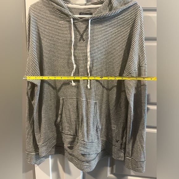 American Eagle Light Hoodie Long sleeve - Picture 8 of 11